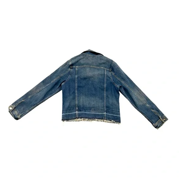 🛍️Just USA Fitted Fray Crop Denim Jacket size L - Picture 2 of 4
